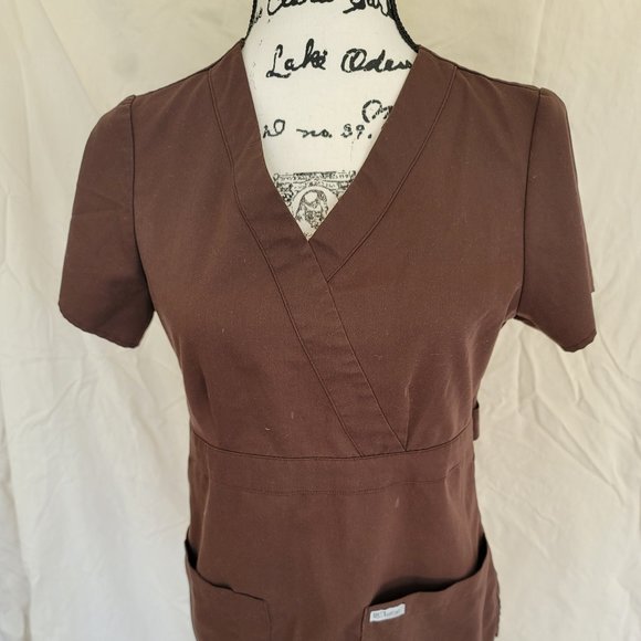 Grey's Anatomy by Barco brown scrubs, size small - Picture 1 of 4